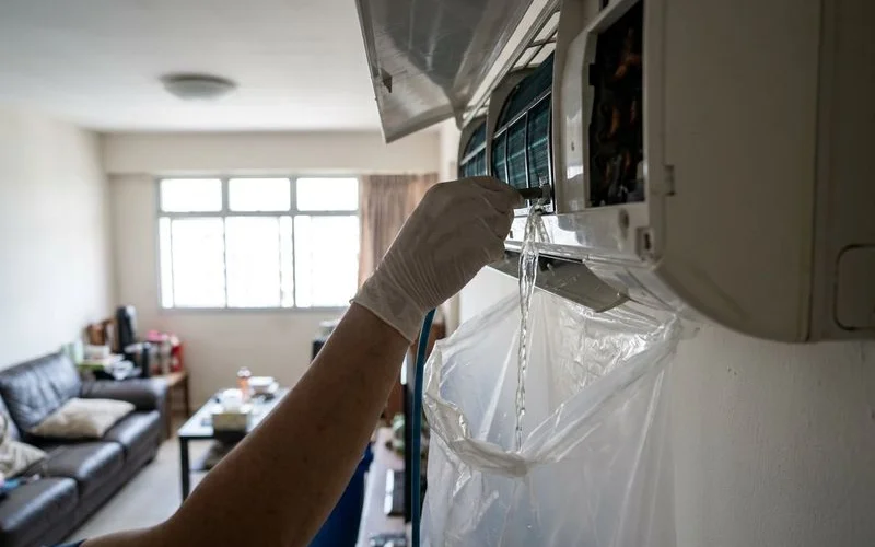 Comparison of non-dismantle chemical wash versus full-dismantle chemical overhaul process for Singapore aircon units